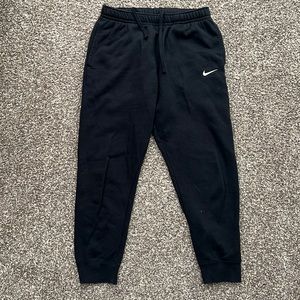 black nike sweats